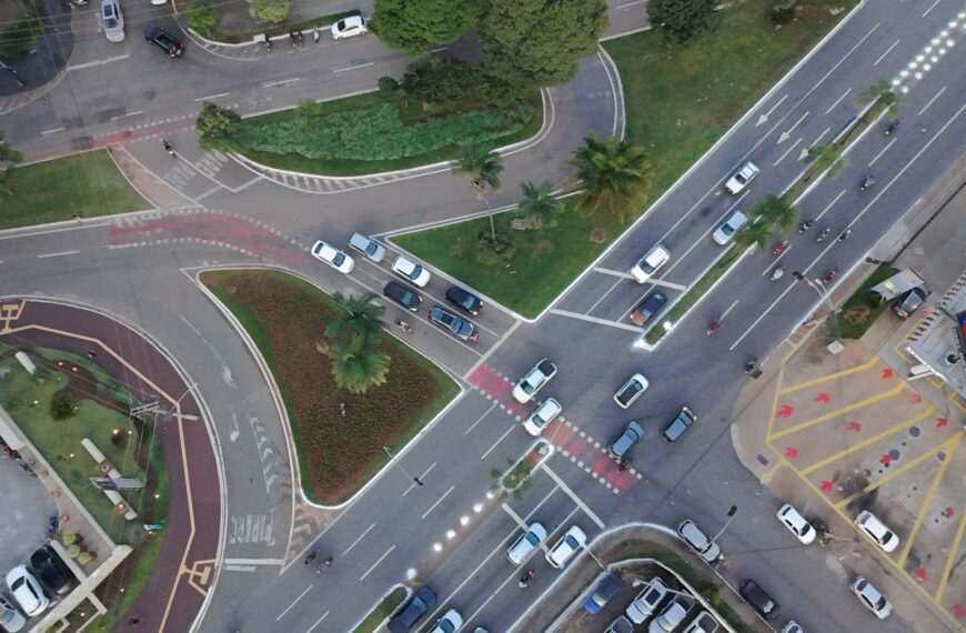 ‘Capital do carro’: por que Goiânia ainda evita o transporte público