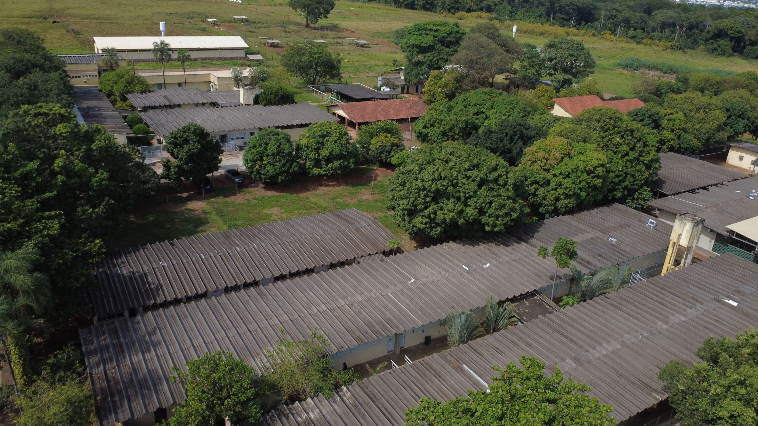 Vista aérea da Escola de Veterinária e Zootecnia da UFG, Campus Samambaia, Goiânia