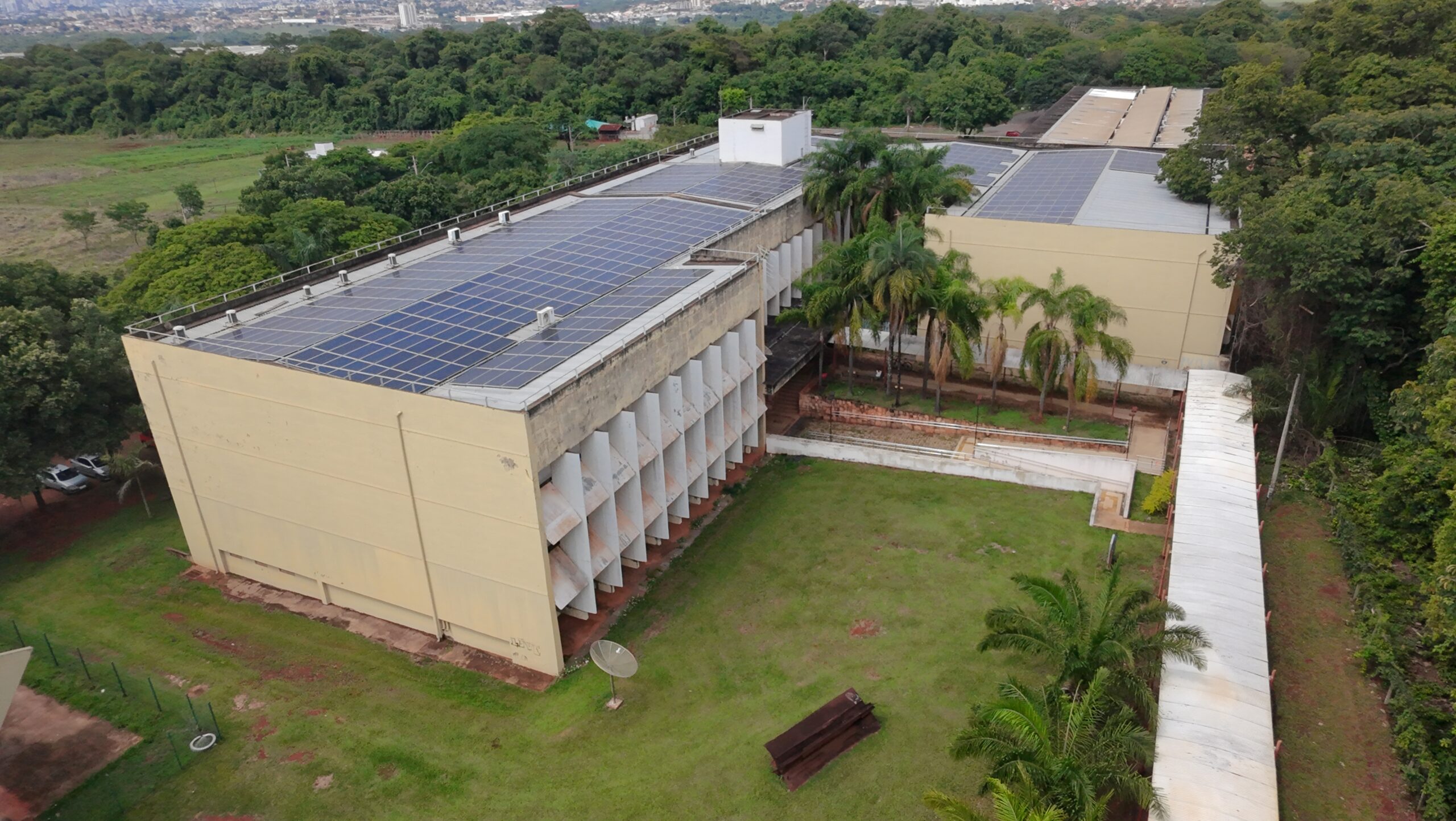 Vista aérea da Biblioteca Central da UFG, Campus Samambaia, Goiânia