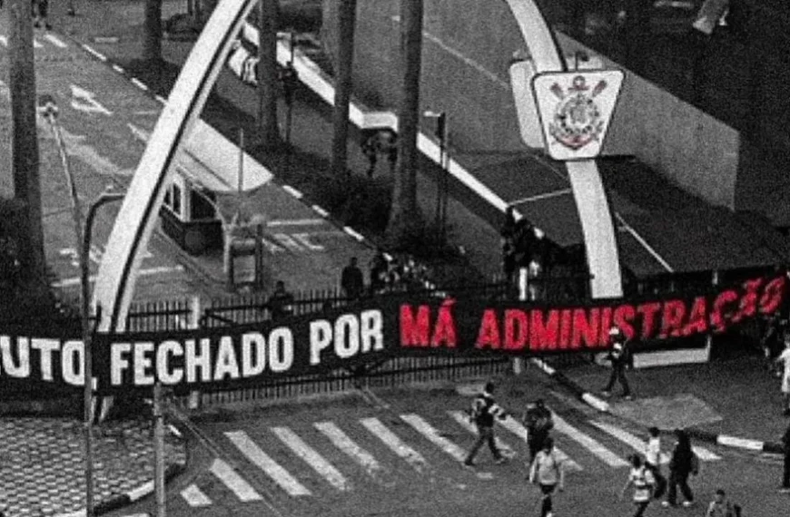 O limite da crise: os fatores que levam o Corinthians à beira de uma intervenção judicial
