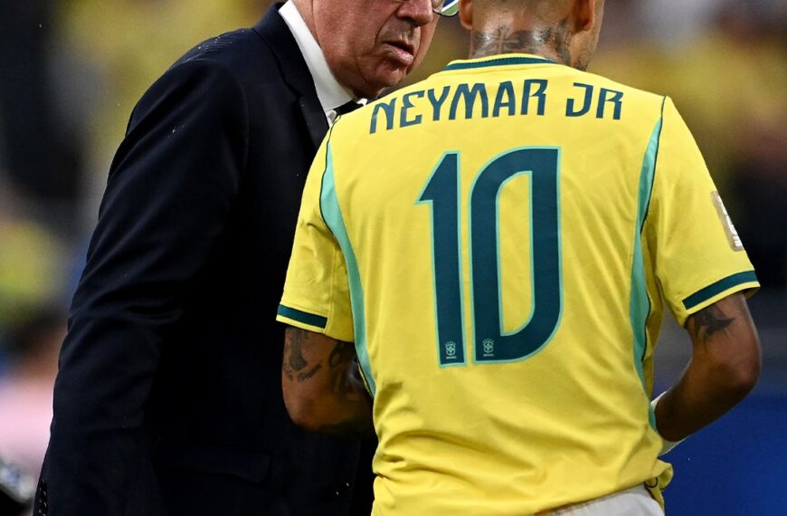 Neymar em campo, Vini Jr marca 2 e Brasil goleia a Escócia